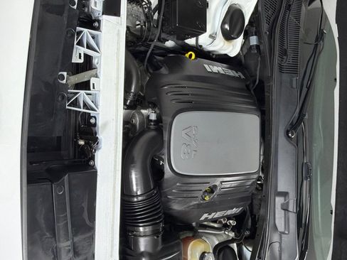 Used 2019 Dodge Challenger R/T w/ Driver Convenience Group image 22