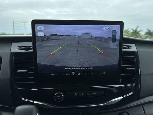 Used 2024 Ford Transit 350 XLT image 26