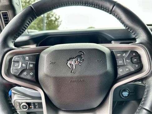 Used 2024 Ford Bronco Outer Banks image 33