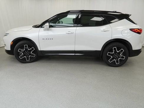 Used 2024 Chevrolet Blazer RS w/ Driver Confidence II Package AWD/4WD image 5