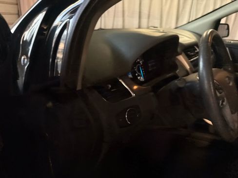 Used 2013 Ford Edge SEL FWD image 17