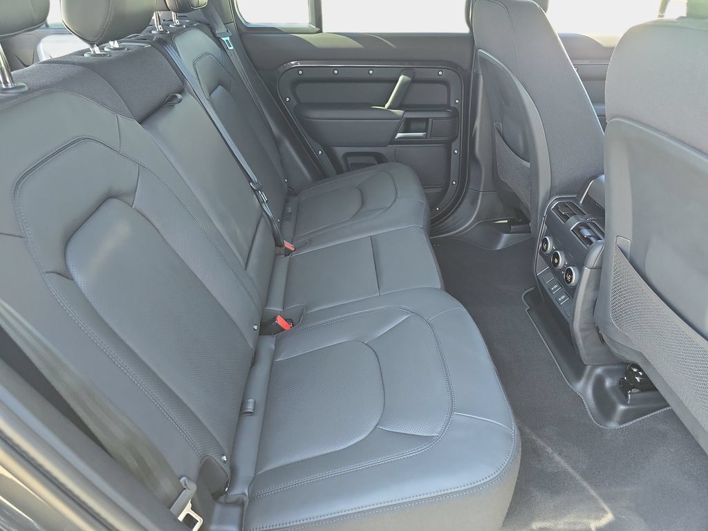 New 2026 Land Rover Defender 110 V8 AWD/4WD image 11