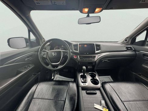 Used 2017 Honda Ridgeline RTL-T image 17