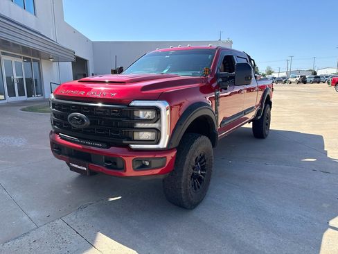 Used 2024 Ford F250 Lariat w/ Lariat Ultimate Package AWD/4WD image 3