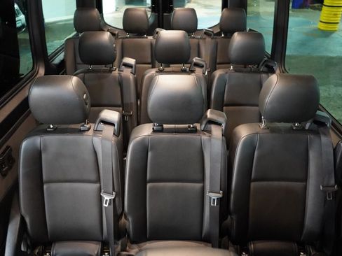 Used 2020 Mercedes-Benz Sprinter 2500 image 24