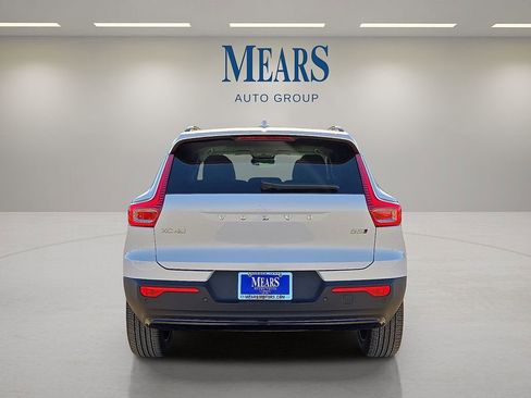 New 2026 Volvo XC40 B5 Plus w/ Protection Package Premier image 4