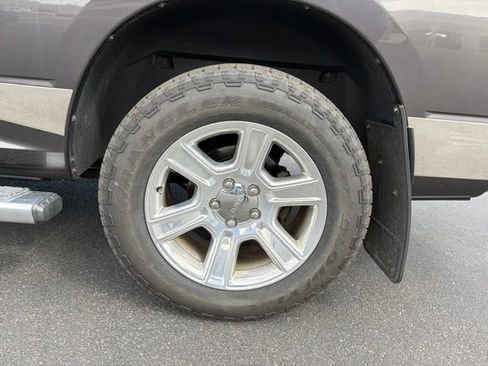 Used 2014 RAM 1500 Limited AWD/4WD image 9