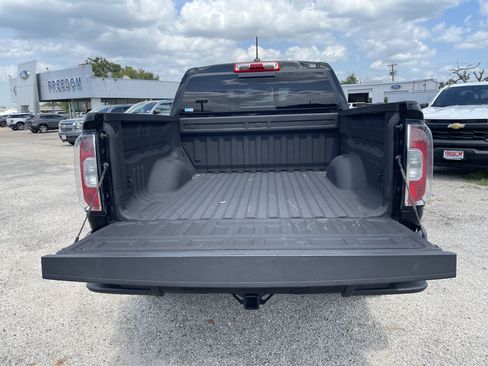 Used 2022 GMC Canyon Elevation w/ Driver Alert Package RWD image 13