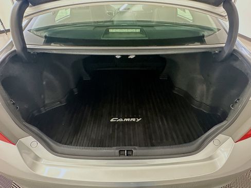 Used 2017 Toyota Camry SE FWD image 29