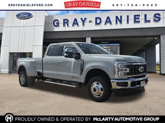 New 2026 Ford F350 Lariat w/ Lariat Premium Package AWD/4WD 360° Tour