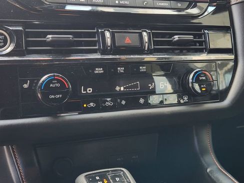 Used 2023 Nissan Pathfinder Rock Creek image 18