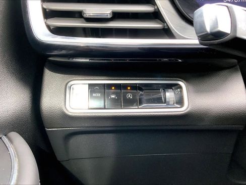 Used 2024 Buick Envision Preferred image 36