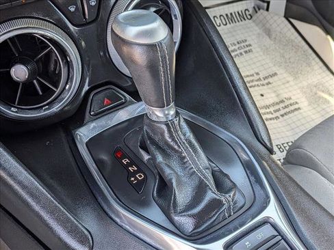 Used 2020 Chevrolet Camaro LT RWD image 12
