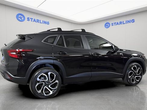 Used 2024 Chevrolet Trax RS w/ Driver Confidence Package image 10