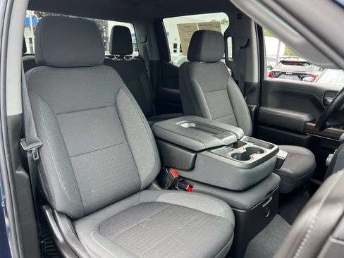 Used 2022 Chevrolet Silverado 1500 LT AWD/4WD image 25