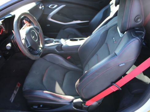 Used 2021 Chevrolet Camaro ZL1 image 33