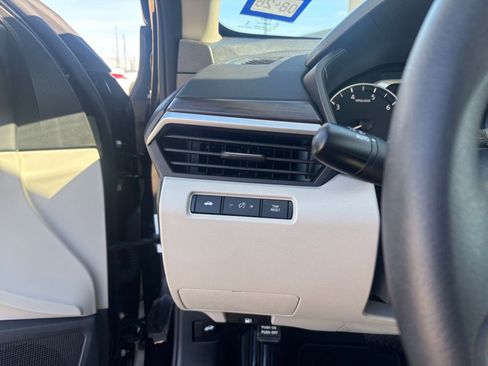 Used 2025 Nissan Altima 2.5 SV image 33