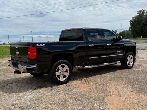Used 2015 Chevrolet Silverado 2500 LTZ w/ Duramax Plus Package AWD/4WD image 5