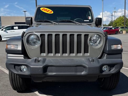 Used 2023 Jeep Wrangler Unlimited Sport AWD/4WD image 2