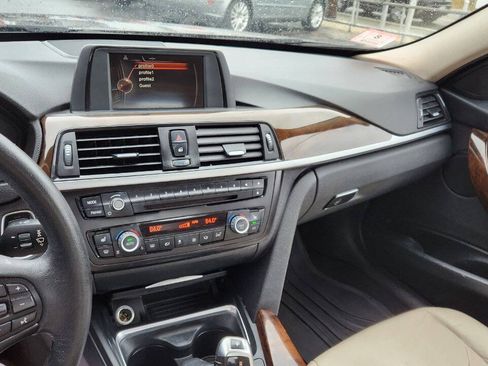 Used 2015 BMW 320i xDrive Sedan AWD/4WD image 12