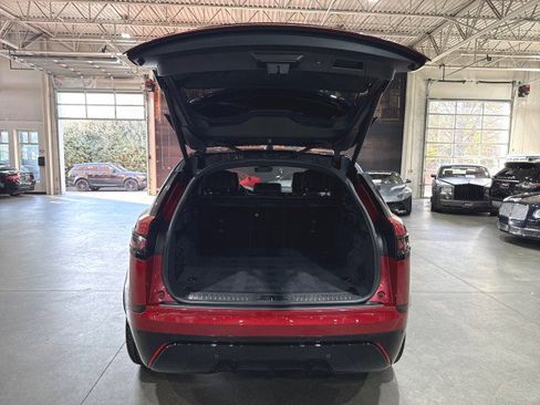 Used 2021 Land Rover Range Rover Velar R-Dynamic S image 14