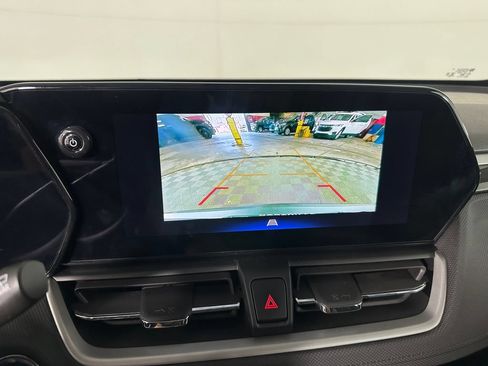 Used 2026 Chevrolet TrailBlazer LS w/ LS Convenience Package FWD image 18