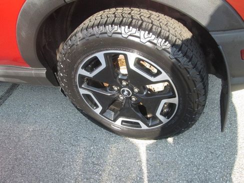 Used 2023 Ford Bronco Sport Outer Banks w/ Tech Package image 8
