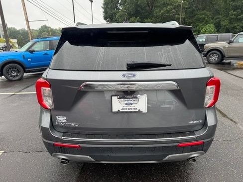 Used 2021 Ford Explorer Limited w/ Equipment Group 301A AWD/4WD image 7