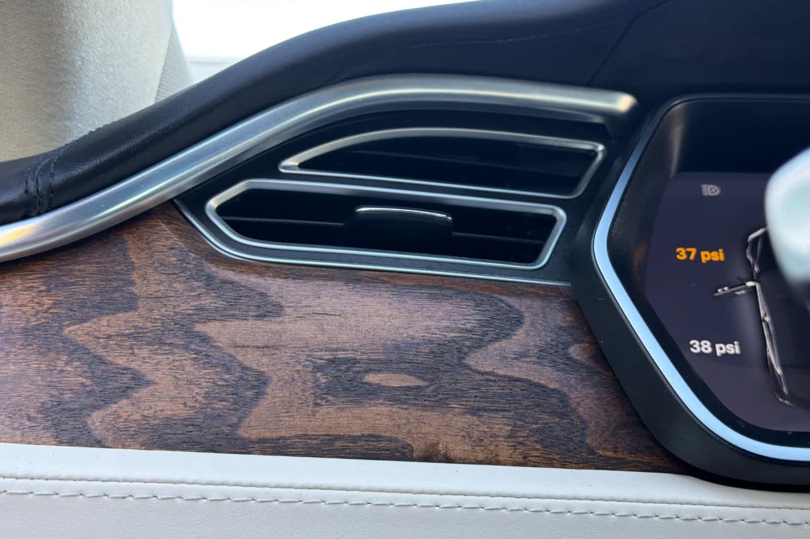 Used 2017 Tesla Model S AWD image 30