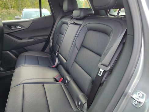 New 2026 Chevrolet Equinox LT w/ Convenience Package II image 9