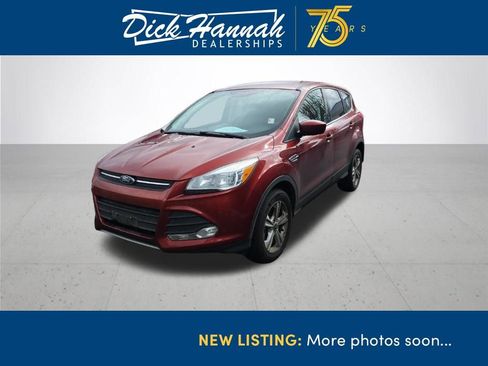 Used 2016 Ford Escape SE image 1