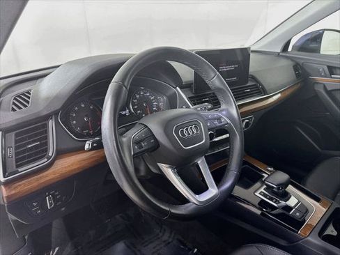Certified 2023 Audi Q5 2.0T Premium w/ Convenience Package AWD/4WD image 4