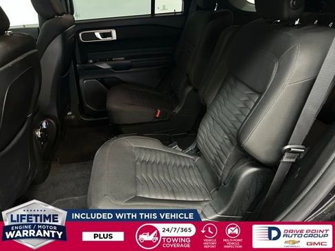 Used 2020 Ford Explorer XLT image 27