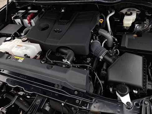 Used 2024 Toyota Tundra SR5 image 26