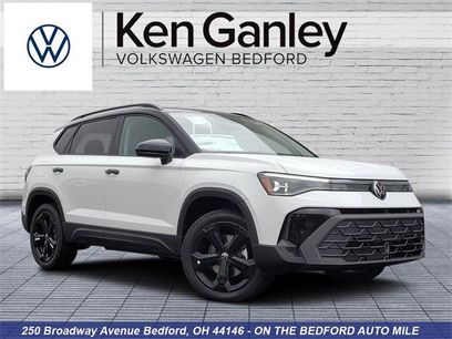 New 2025 Volkswagen Taos SE