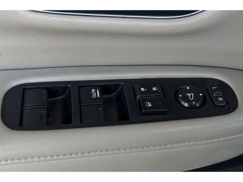 Used 2016 Honda HR-V EX-L image 21