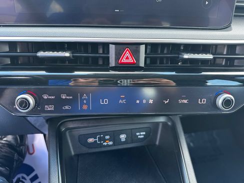 Certified 2025 Kia K5 LXS FWD image 19