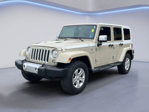 Used 2017 Jeep Wrangler Unlimited Sahara w/ Quick Order Package 24E Chief AWD/4WD image 7