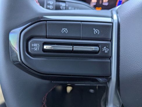 New 2025 Chevrolet Colorado Z71 w/ Midnight Edition image 26