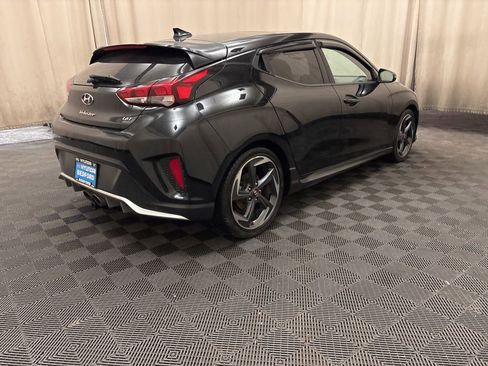 Used 2019 Hyundai Veloster Turbo image 5