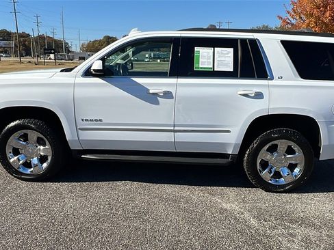 Used 2017 Chevrolet Tahoe LT w/ LT Signature Package image 8