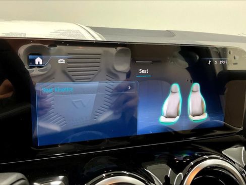 New 2026 Mercedes-Benz GLA 250 image 20