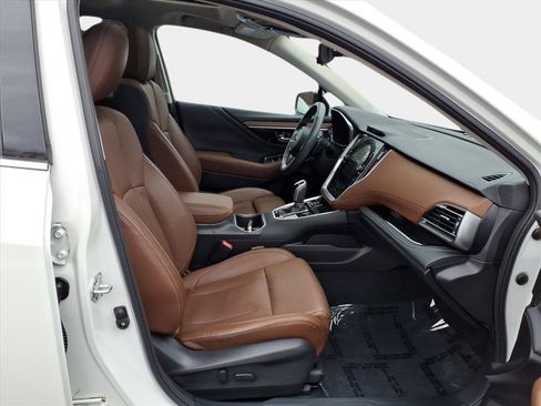 Used 2023 Subaru Outback Touring image 15