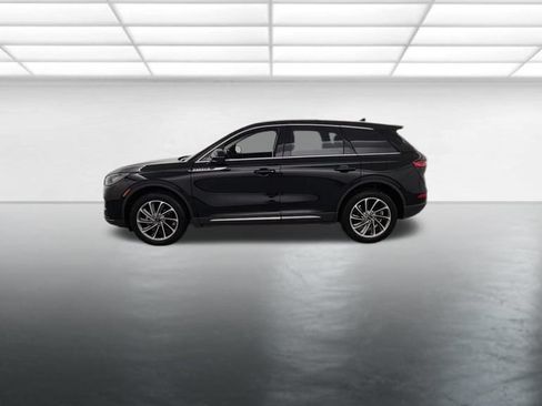 Used 2023 Lincoln Corsair AWD w/ Equipment Group 101A image 5