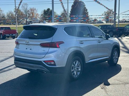 Used 2019 Hyundai Santa Fe SEL image 5