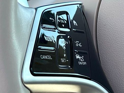 Certified 2023 Mercedes-Benz EQS 450+ 4MATIC SUV image 25