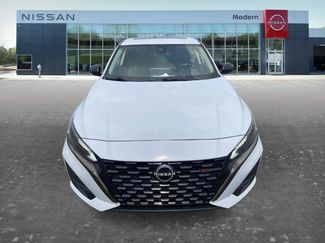 Used 2023 Nissan Altima 2.0 SR FWD video 2