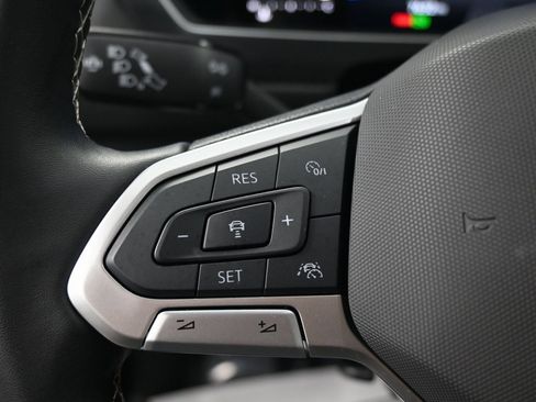 Used 2024 Volkswagen Tiguan S image 24