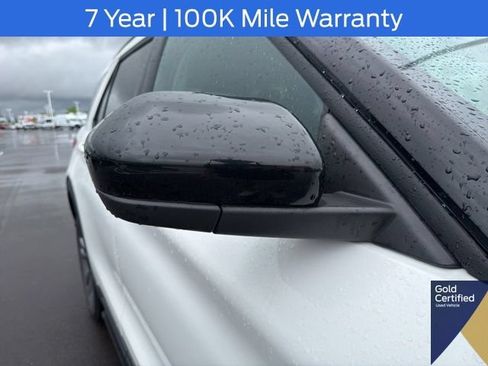 Used 2023 Ford Explorer XLT w/ Equipment Group 202A AWD/4WD image 7