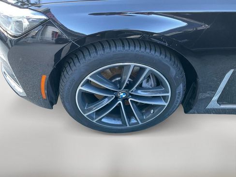 Used 2022 BMW 750i xDrive w/ Executive Package image 37